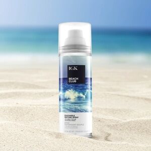 IGK Beach Club Texture Spray - White